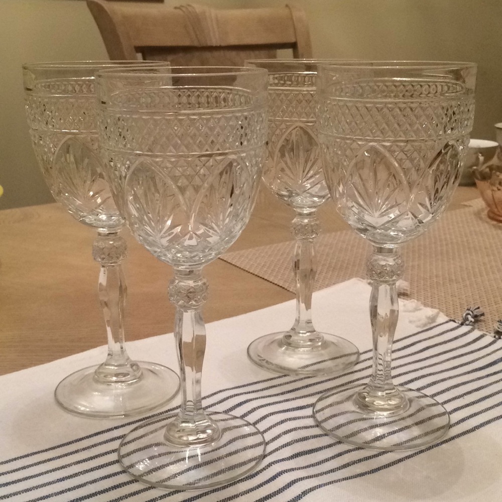Vintage Ctystal 4 glasses
